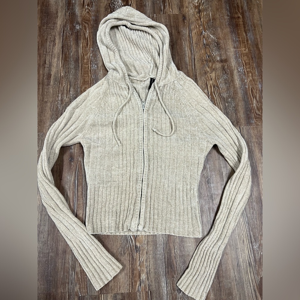 Y2K cream zip up hoodie Size M
